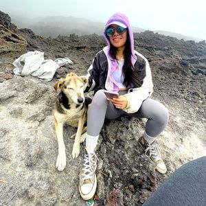 Meet your Posher, Adelene